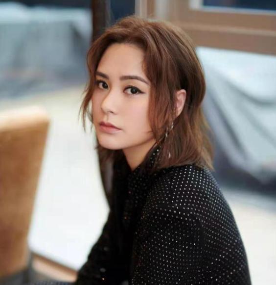 娱乐吃瓜女星复工,吃瓜女星华丽复工，重返荧幕引热议